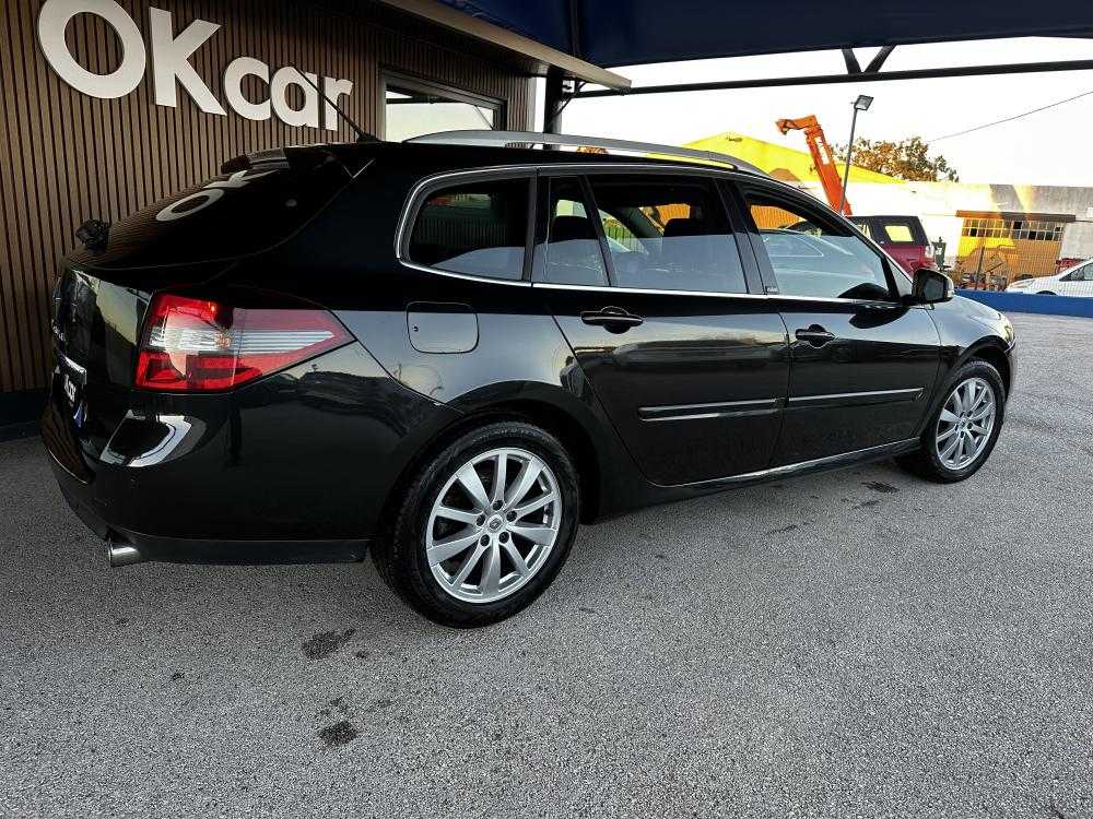 renault-laguna-break-2011-diesel-1995cc