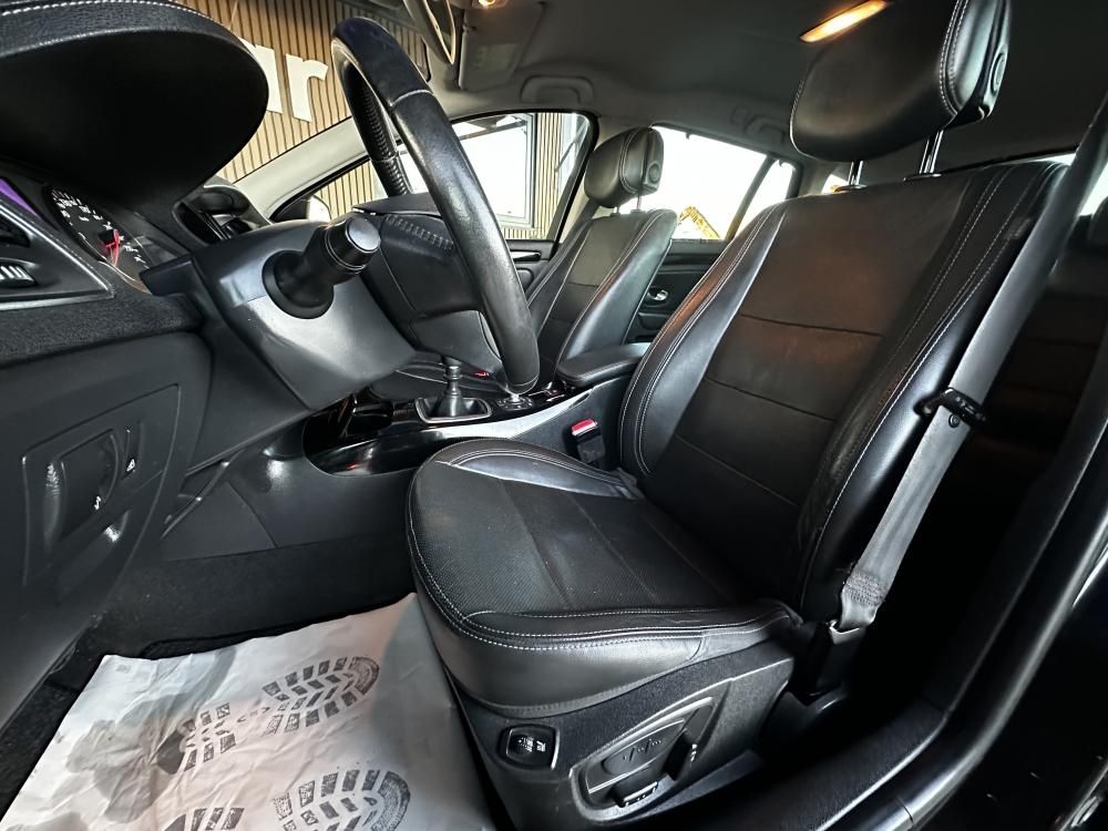 renault-laguna-break-2011-diesel-1995cc