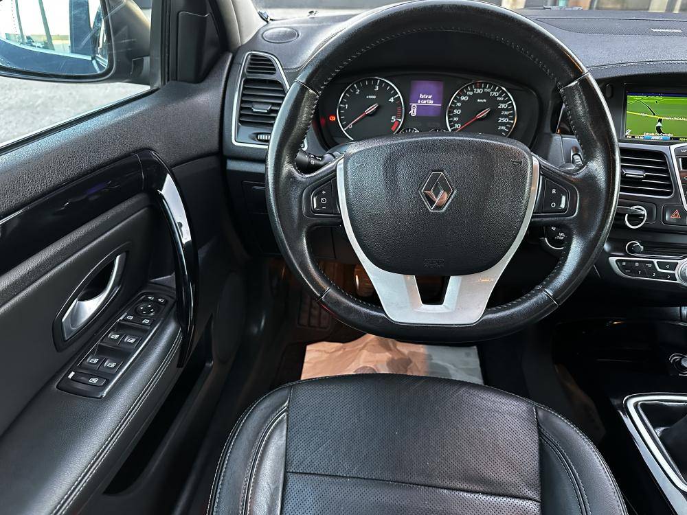 renault-laguna-break-2011-diesel-1995cc