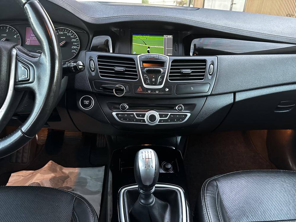 renault-laguna-break-2011-diesel-1995cc