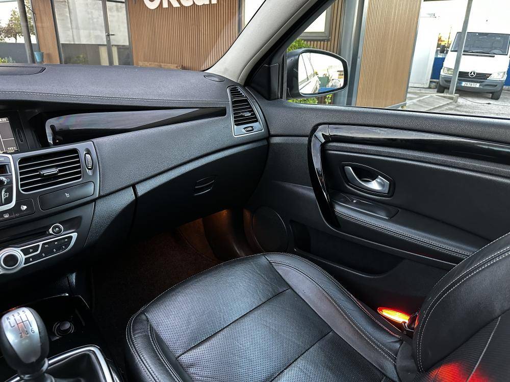 renault-laguna-break-2011-diesel-1995cc