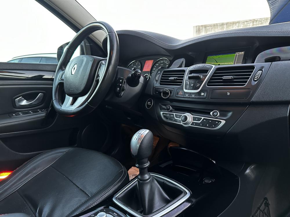 renault-laguna-break-2011-diesel-1995cc