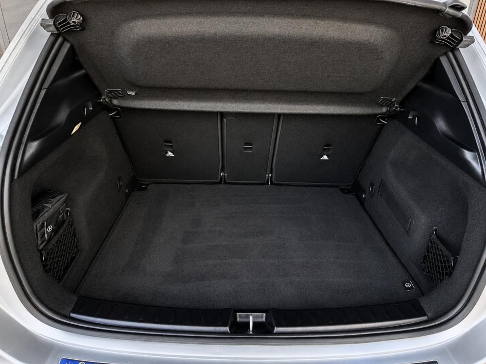 mercedes-benz-gla-2023-hibrido-a-gasolina-1332cc