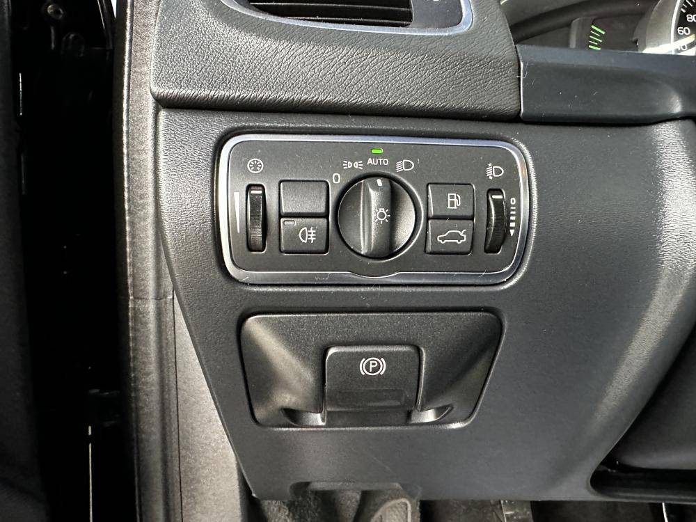 volvo-v60-2015-diesel-1969cc