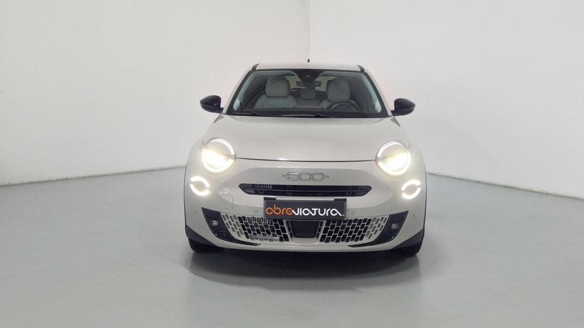 fiat-600-2025-gasolina-1199cc