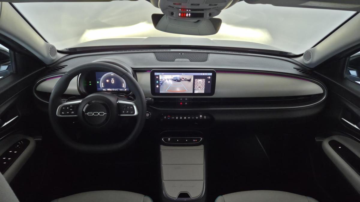 fiat-600-2025-gasolina-1199cc