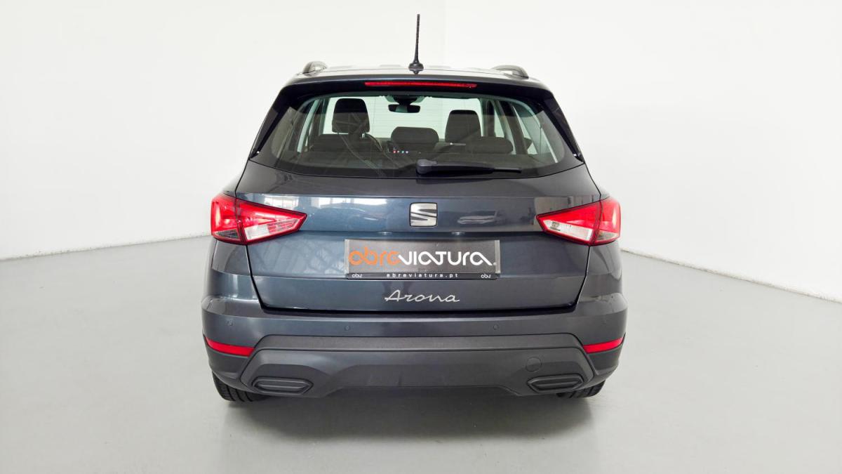 seat-arona-2023-gasolina-999cc