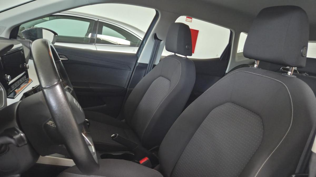 seat-arona-2023-gasolina-999cc