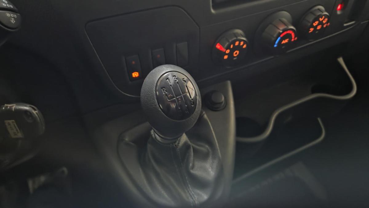 renault-master-2019-diesel-2290cc
