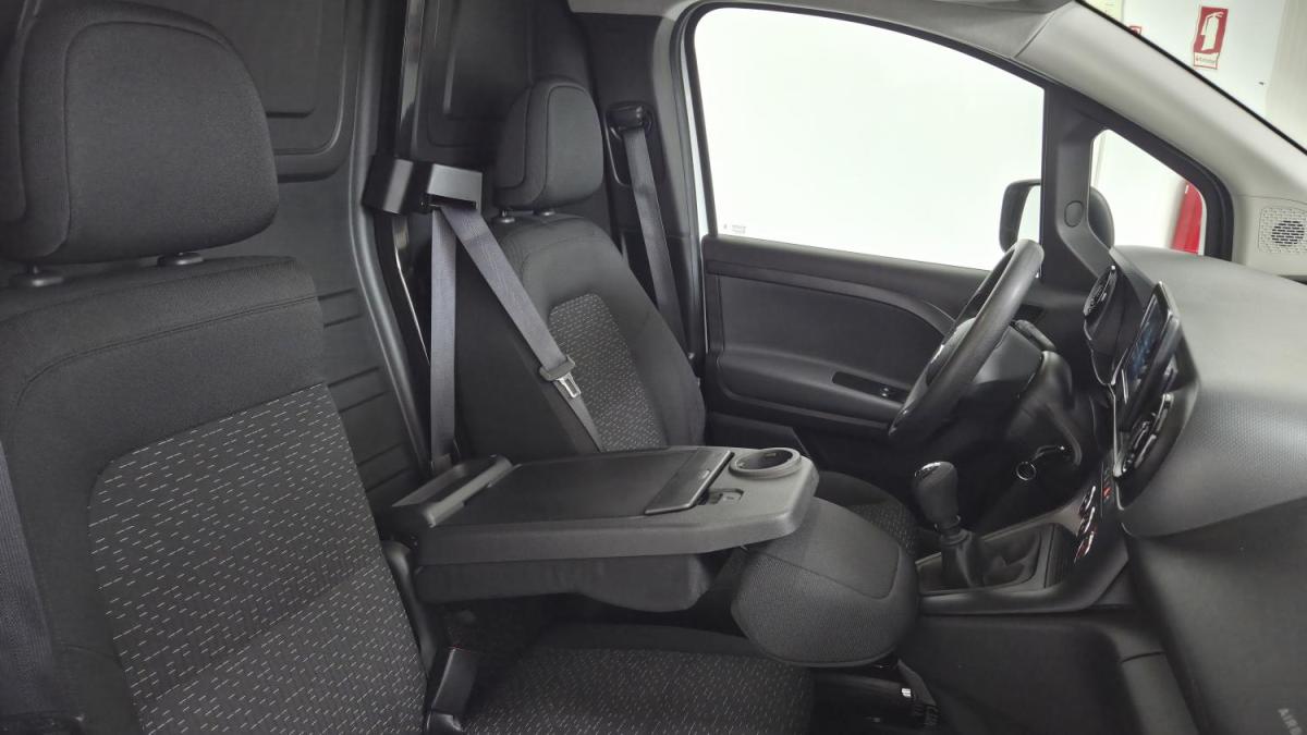 mercedes-benz-citan-2024-diesel-1461cc