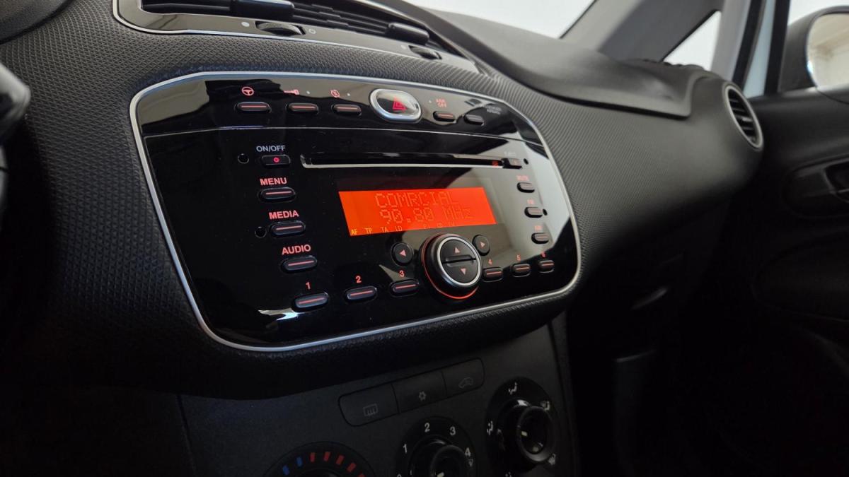 fiat-punto-2018-diesel-1248cc