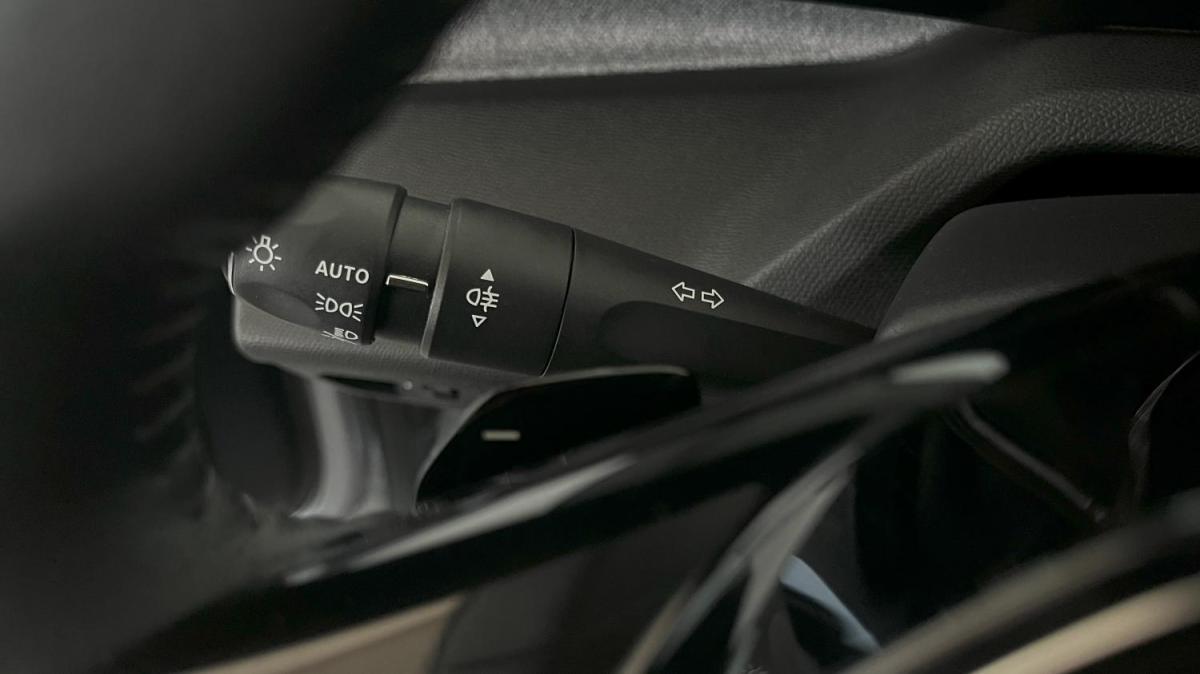 peugeot-308-sw-2024-gasolina-1199cc