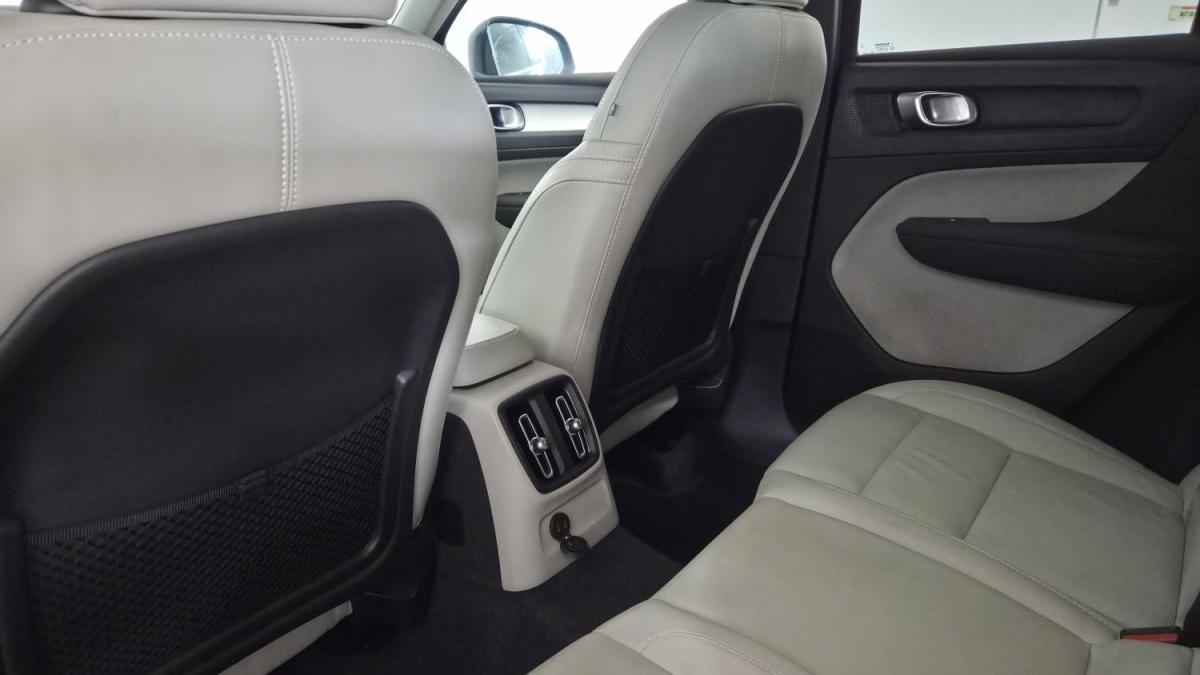 volvo-xc40-2021-hibrido-a-gasolina-1477cc