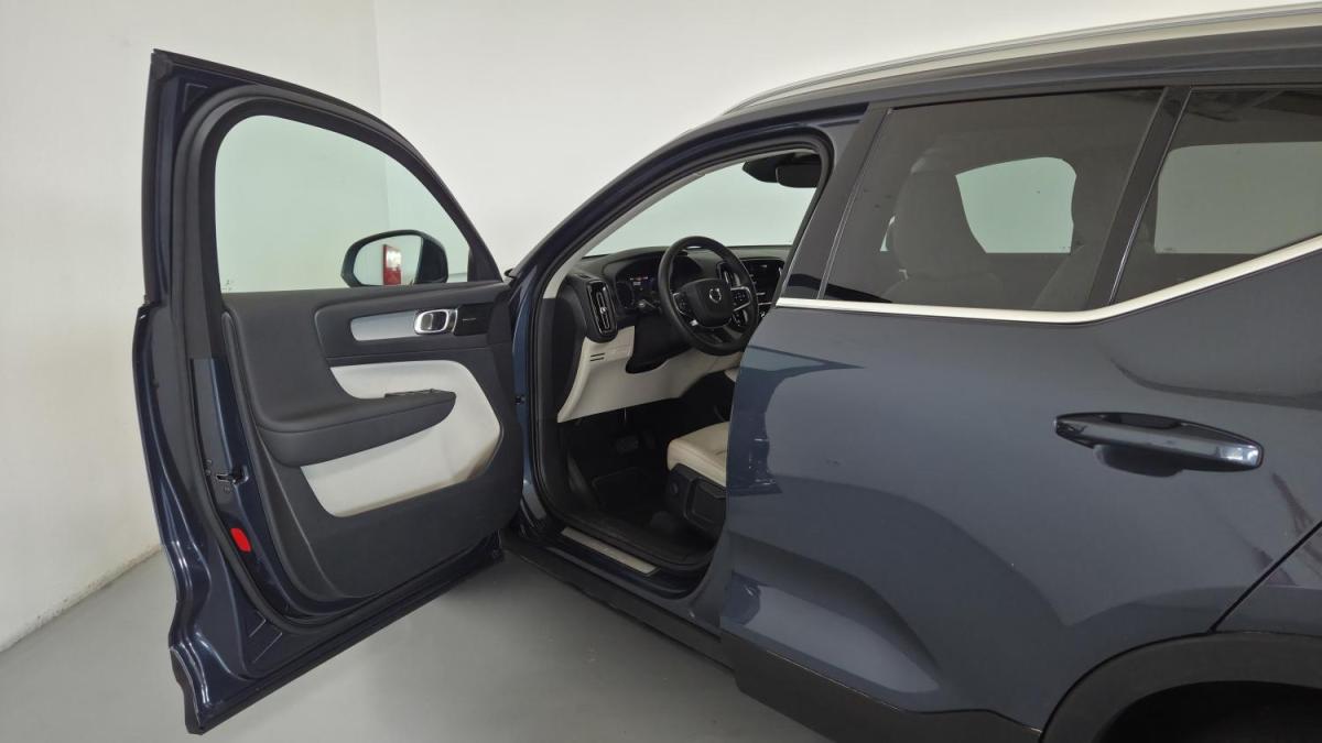 volvo-xc40-2021-hibrido-a-gasolina-1477cc