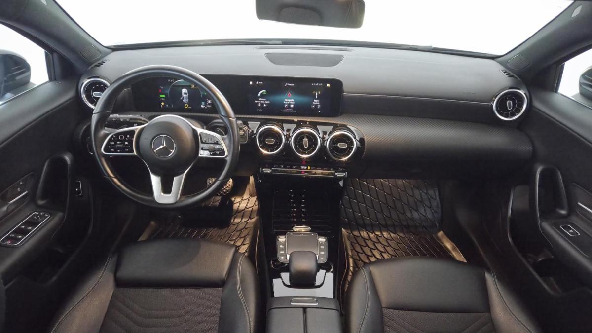 mercedes-benz-classe-a-2022-hibrido-a-gasolina-1332cc