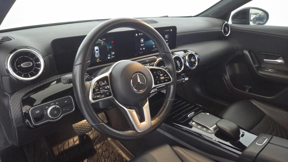 mercedes-benz-classe-a-2022-hibrido-a-gasolina-1332cc