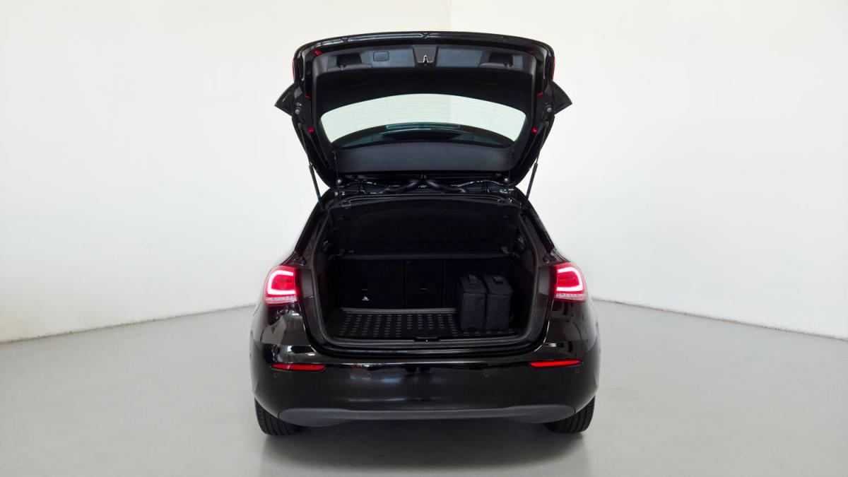 mercedes-benz-classe-a-2022-hibrido-a-gasolina-1332cc