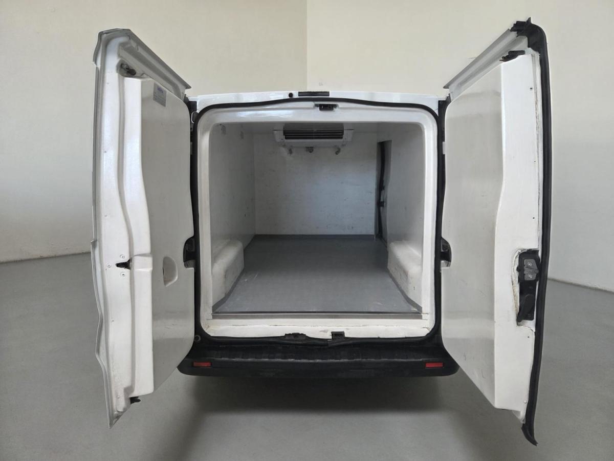 opel-vivaro-2016-diesel-1598cc