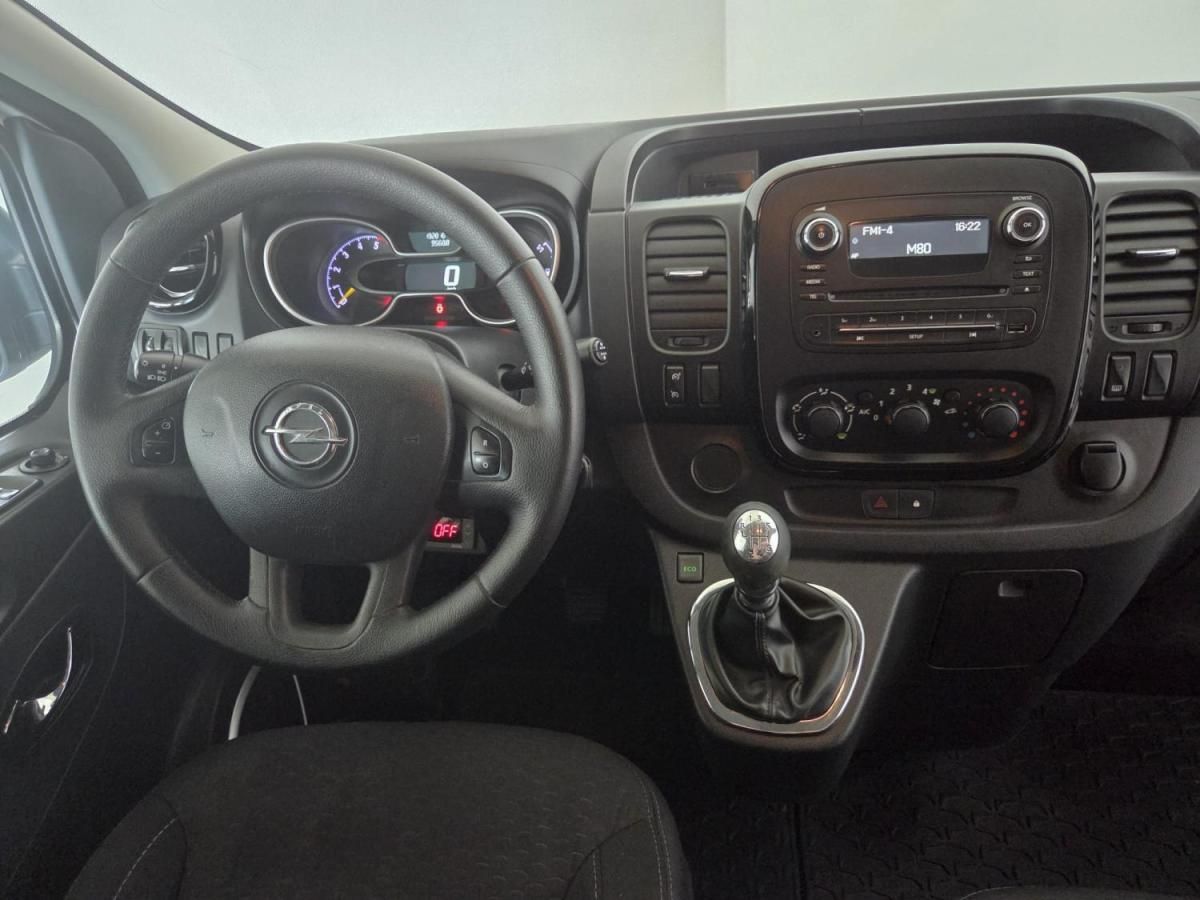 opel-vivaro-2016-diesel-1598cc