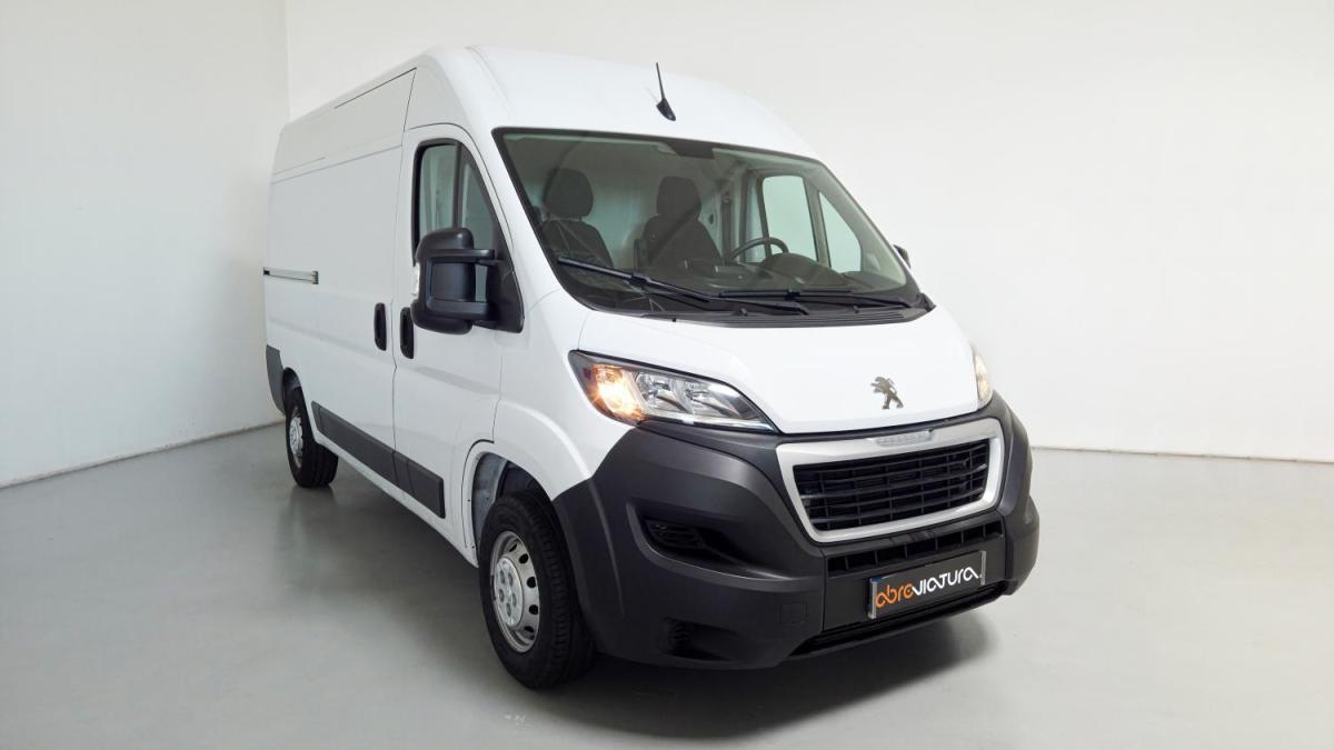 peugeot-boxer-2023-diesel-2179cc