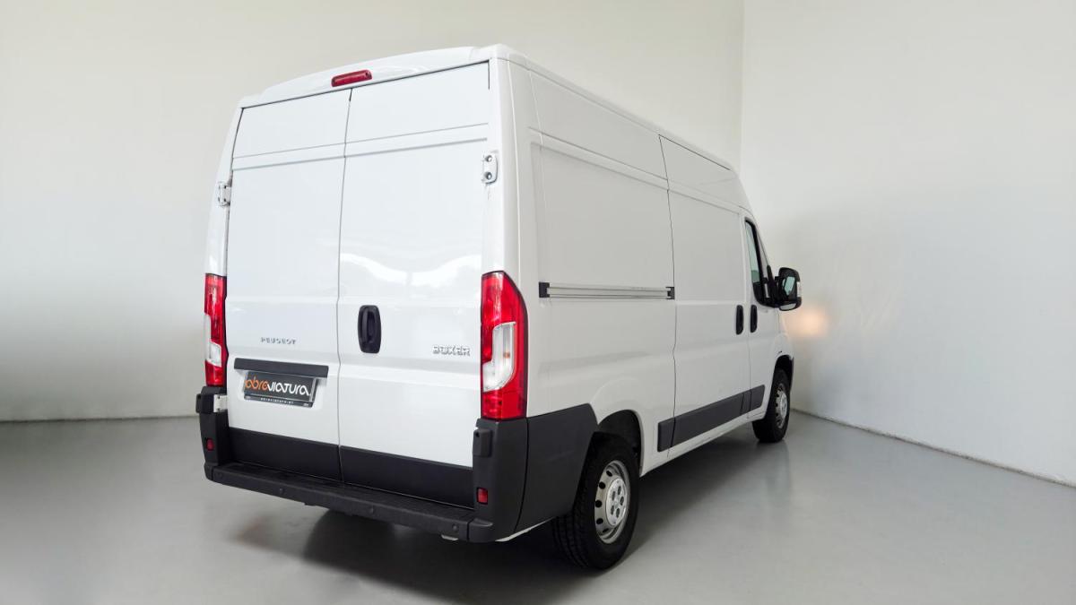 peugeot-boxer-2023-diesel-2179cc