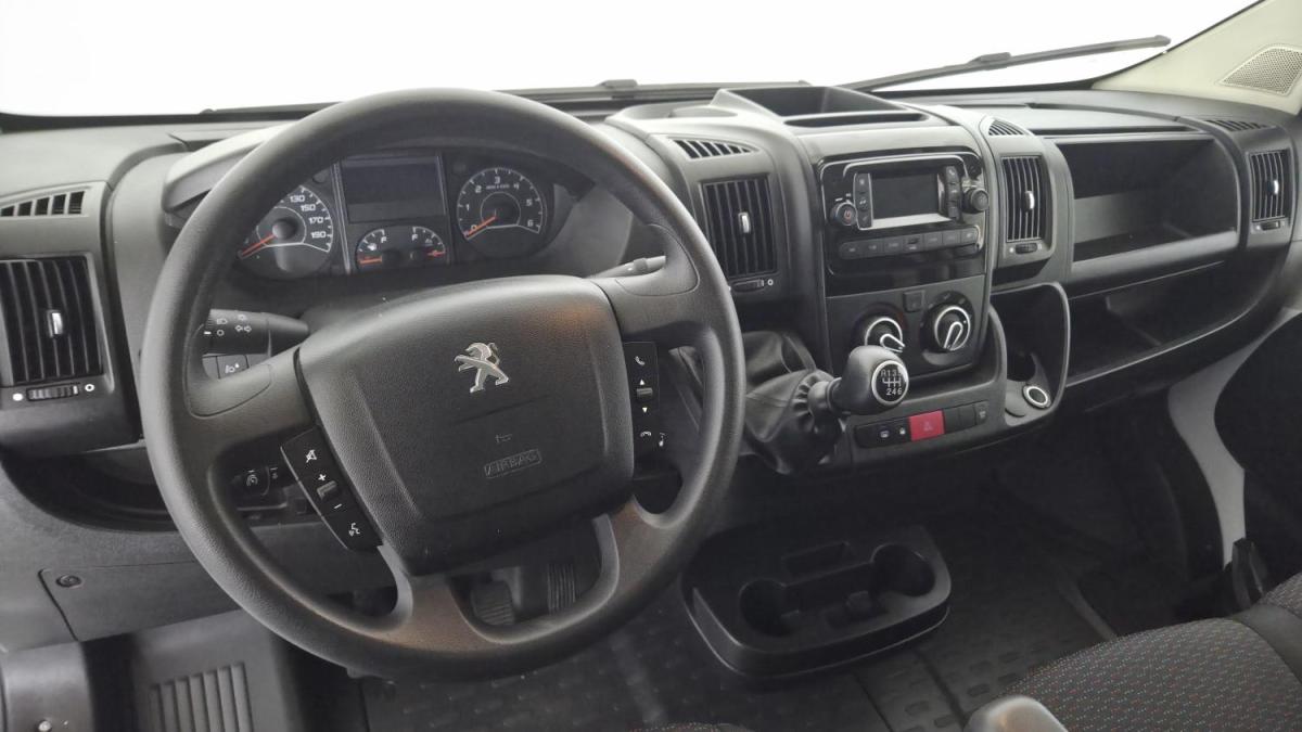 peugeot-boxer-2023-diesel-2179cc