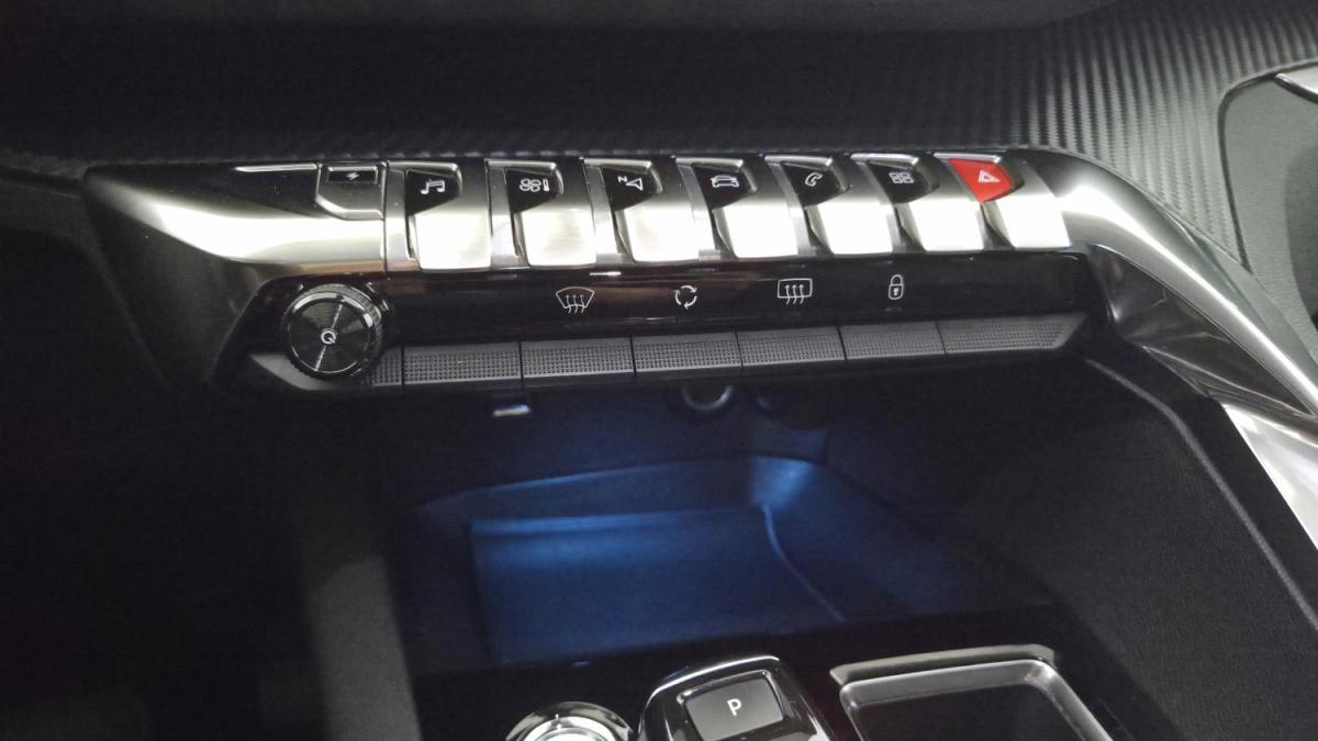 peugeot-3008-2021-hibrido-a-gasolina-1598cc