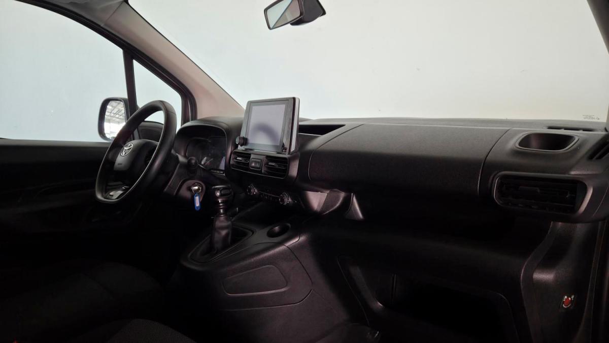 toyota-proace-city-2022-diesel-1499cc