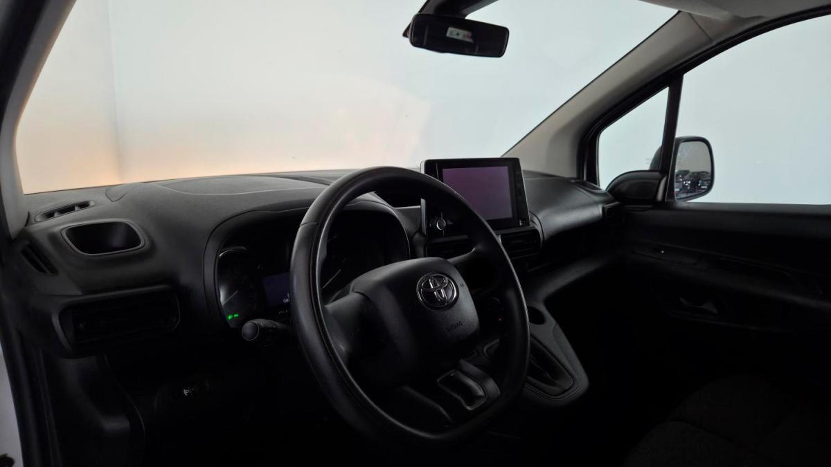 toyota-proace-city-2022-diesel-1499cc