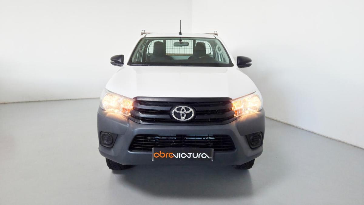 toyota-hilux-2022-diesel-2393cc