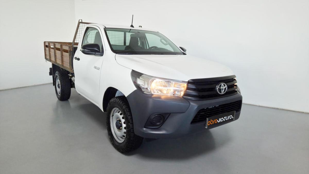 toyota-hilux-2022-diesel-2393cc