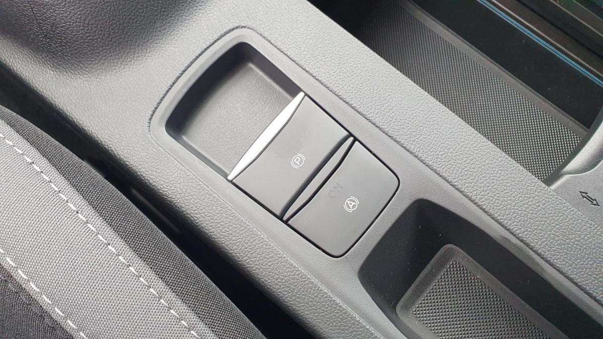 ford-focus-2022-gasolina-998cc