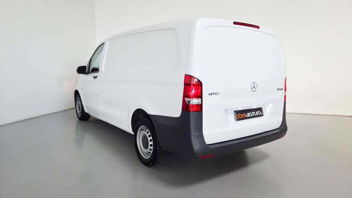 mercedes-benz-vito-2023-diesel-1950cc