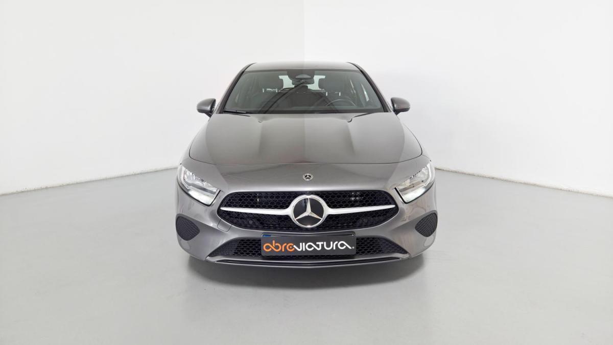 mercedes-benz-classe-a-2023-hibrido-a-gasolina-1332cc
