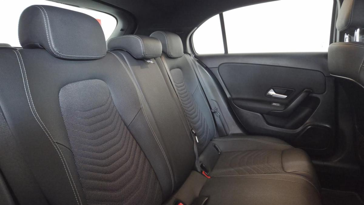 mercedes-benz-classe-a-2023-hibrido-a-gasolina-1332cc