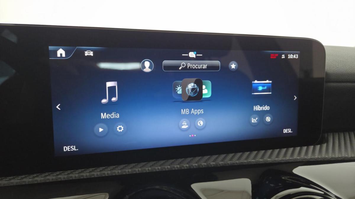 mercedes-benz-classe-a-2023-hibrido-a-gasolina-1332cc
