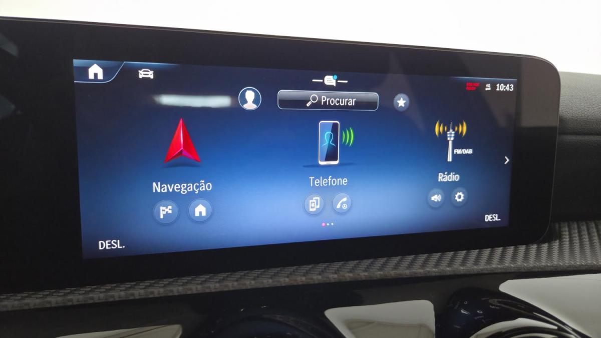 mercedes-benz-classe-a-2023-hibrido-a-gasolina-1332cc