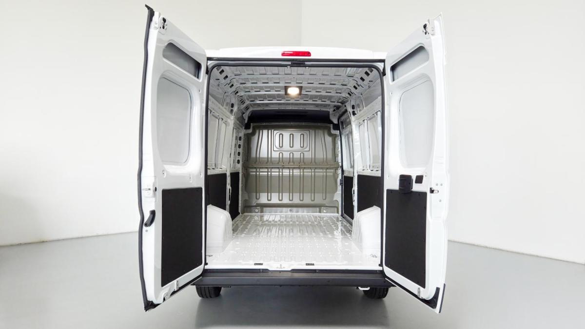fiat-ducato-2025-diesel-2184cc