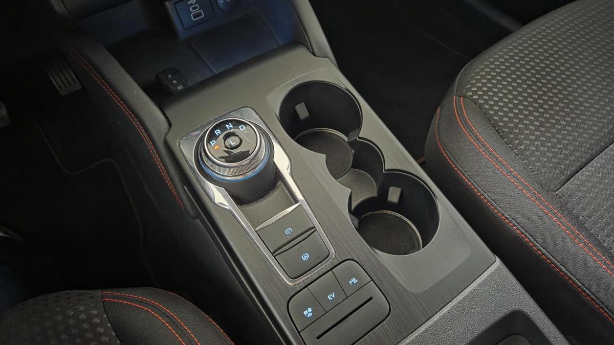 ford-kuga-2024-hibrido-a-gasolina-2488cc