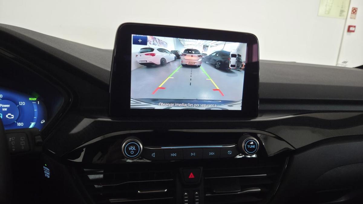 ford-kuga-2024-hibrido-a-gasolina-2488cc