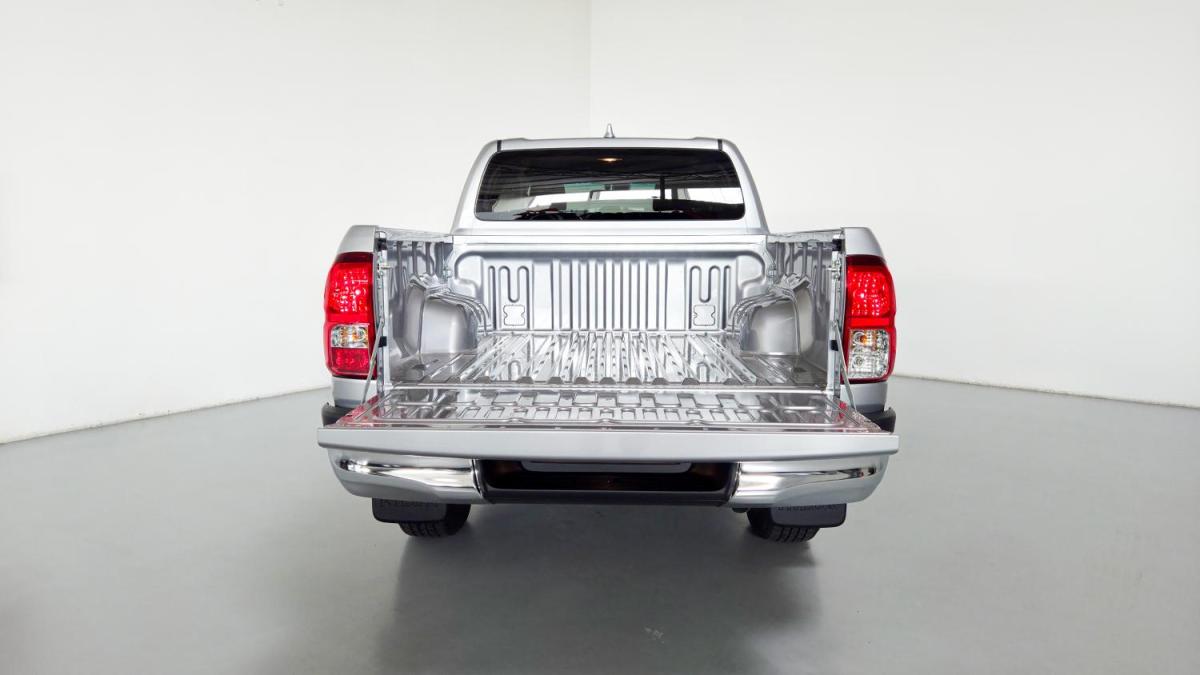 toyota-hilux-2026-diesel-2393cc