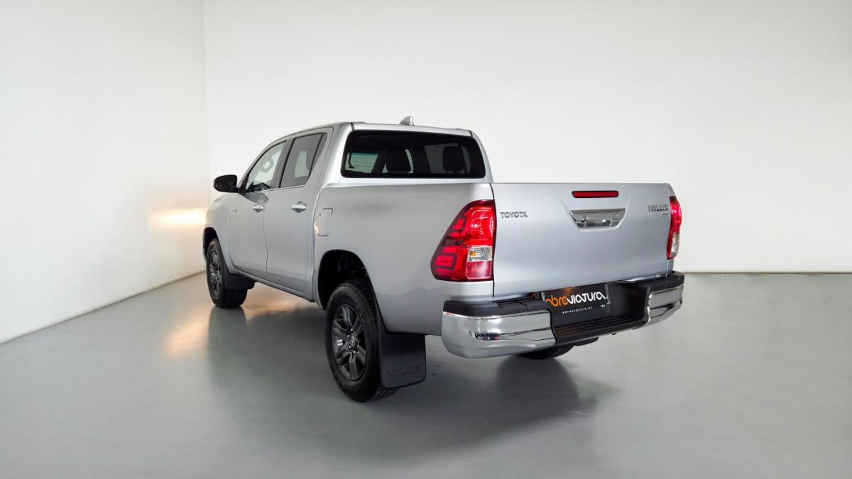 toyota-hilux-2026-diesel-2393cc
