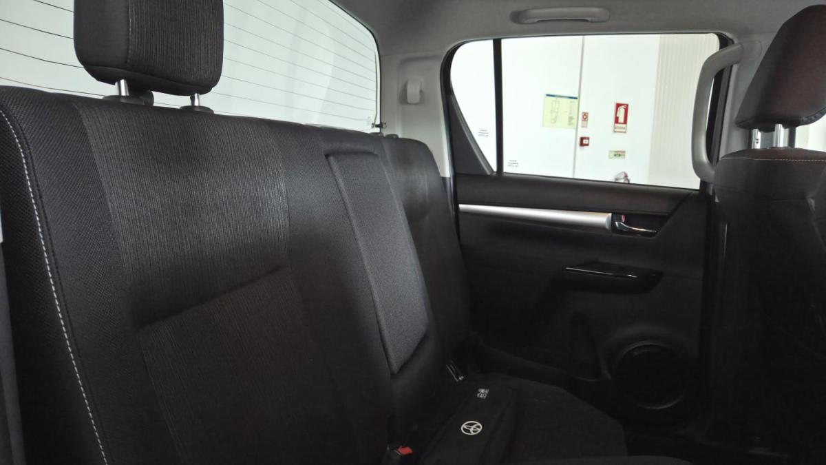toyota-hilux-2026-diesel-2393cc