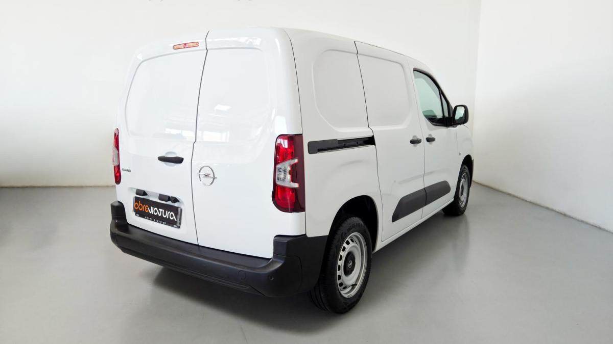 opel-combo-2025-diesel-1499cc
