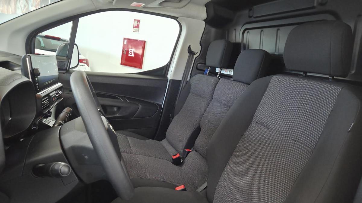 opel-combo-2025-diesel-1499cc
