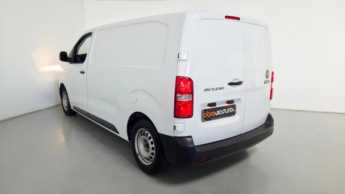 fiat-scudo-2023-diesel-1499cc