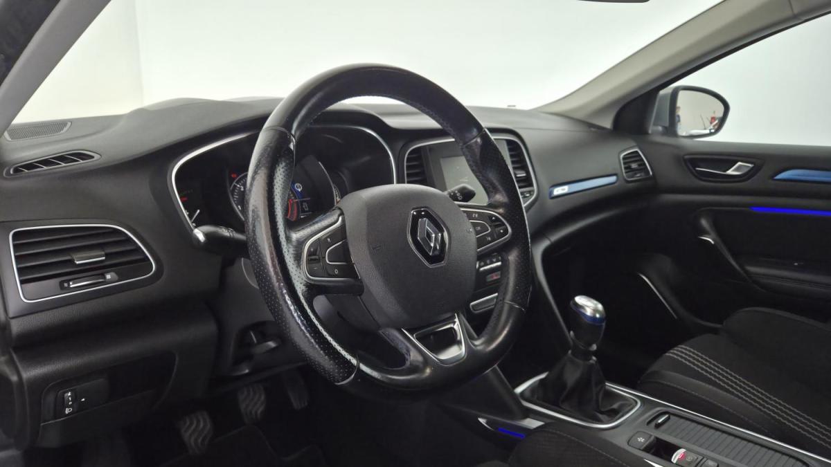renault-megane-sport-tourer-2017-diesel-1461cc