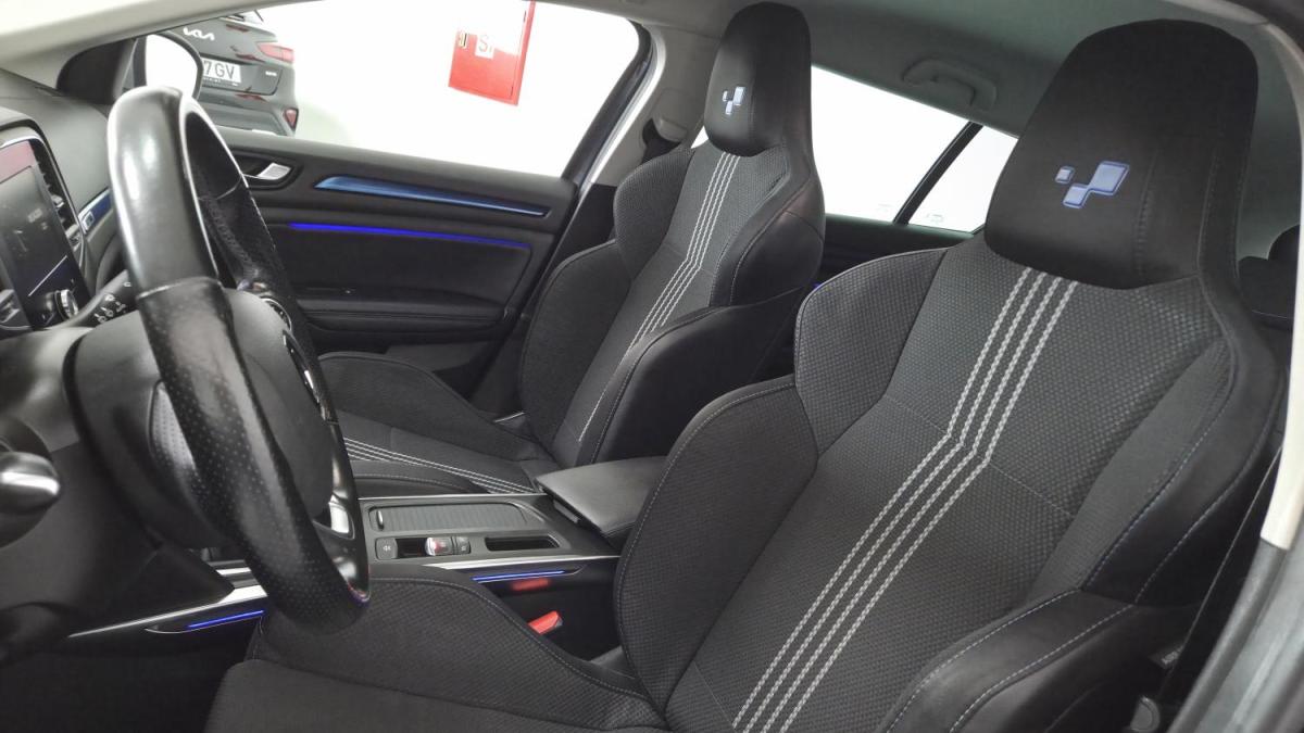 renault-megane-sport-tourer-2017-diesel-1461cc