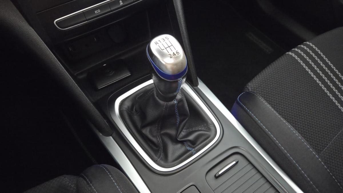 renault-megane-sport-tourer-2017-diesel-1461cc