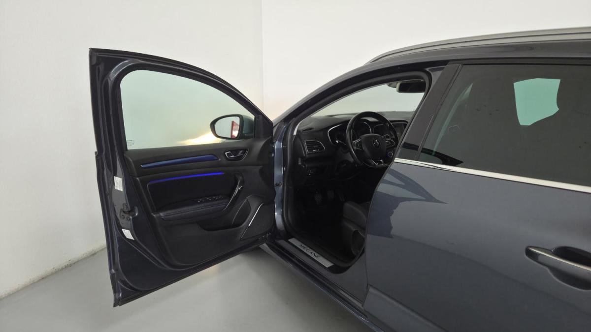 renault-megane-sport-tourer-2017-diesel-1461cc